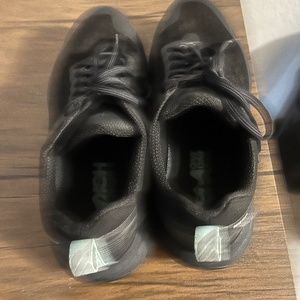 Hoka Challenger ATR Womens Size 9